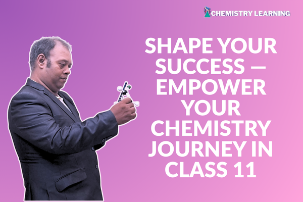 An expert ICSE class 11 chemistry tutor teaching complex theories.